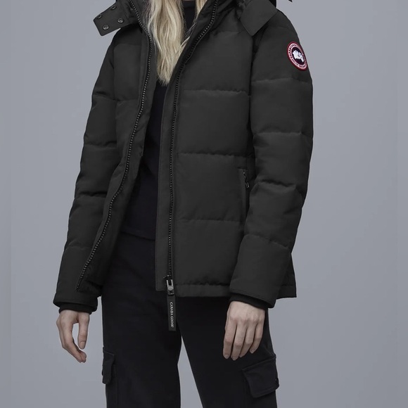 SOLD 🍯 Canada Goose Winter Coat / Jacket, Fur Hood Trim - BLACK - Picture 9 of 12